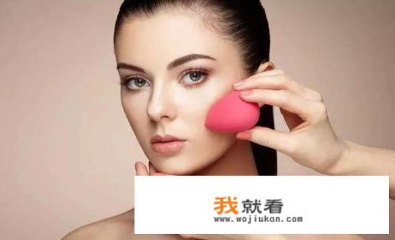 女强穿越现代女扮男装文，类似《国民校草是女生》《重生之国民男神》，越多越好？你画淡妆的基本步骤是什么？