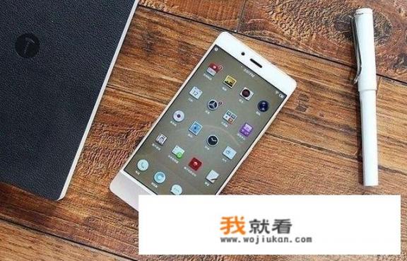 锤子用一年卡不卡，整体怎么样，想入手坚果pro，怎么样？