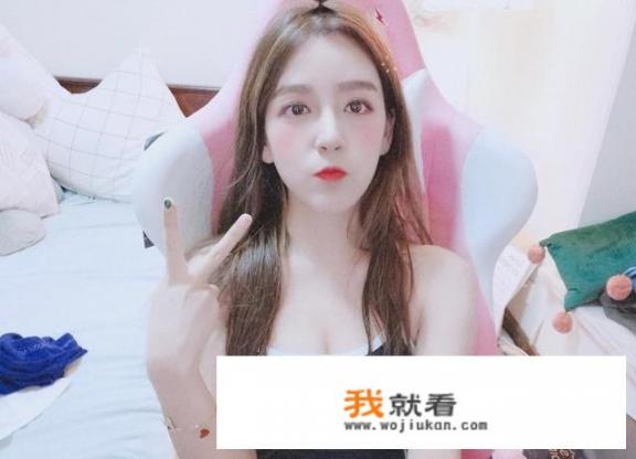什么手游可以卖装备和游戏币赚钱？做游戏解说也能赚钱吗?游戏解说是怎样赚钱啊求阐明  ？