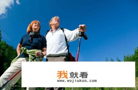 旅游新规，60岁以上的老年人不能旅游了？那爸妈想旅游怎么办