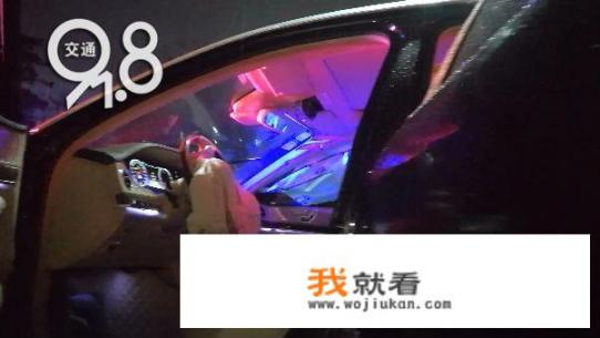 宁波高速上，一脚刹车200万的迈巴赫废了, 你怎么看