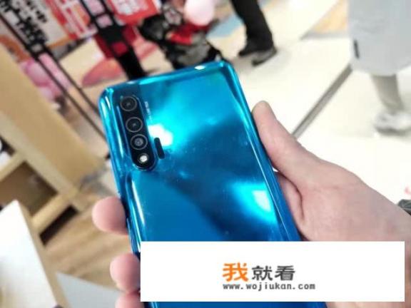 华为nova 6 5G跌破3000，值得入手吗