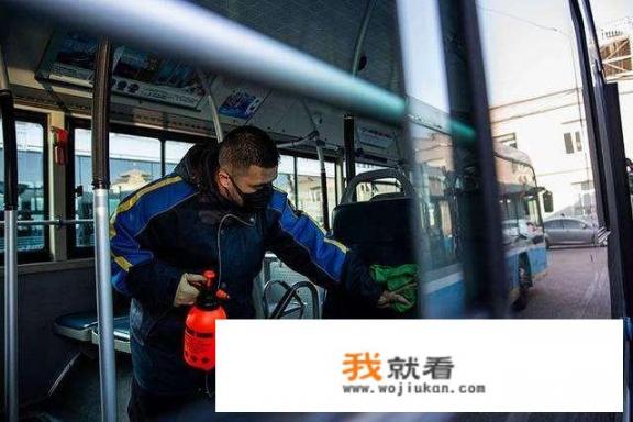 听说道路都通了，客车也开始运行了，是真的吗