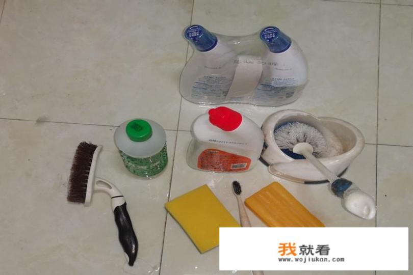 清洁师一天能赚多少钱_厕所几天洗一次才好