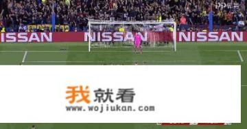 走形式！欧冠官推发问谁是半决赛首回合MVP，遭巴萨官方调侃：是认真的吗，你怎么看_欧冠官推调皮了，发布“五年前的今天莱万对皇马大四喜”消息，难道意味着什么