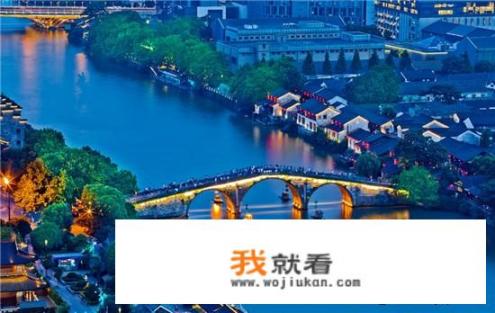 如何看待每到小长假各个旅游景点就爆满的情况？这种类似春运的出游还具有意义吗_旅游过程有苦又有乐，但收获更多的是快乐！你同意吗