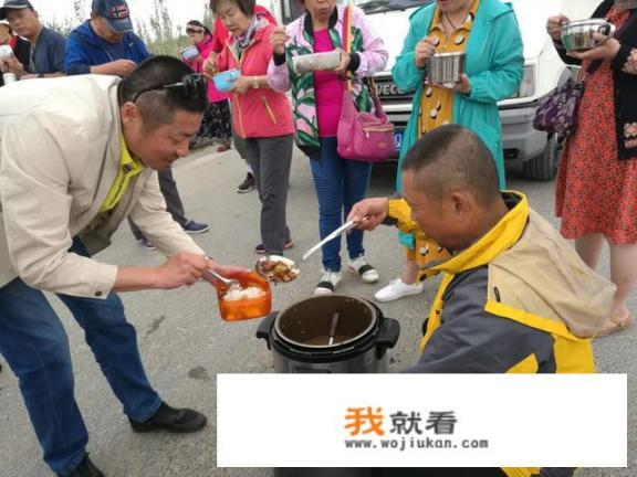 休息天只想呆在家，觉得身心放空很自由，不想出去，也不喜欢旅游，这样正常吗_想出去旅游，没有伴，怎么办