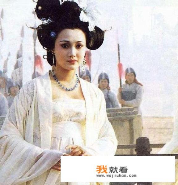 为什么说「林芳兵后无贵妃」？1993年电视剧《唐明皇》中她饰演的杨贵妃到底有多经典