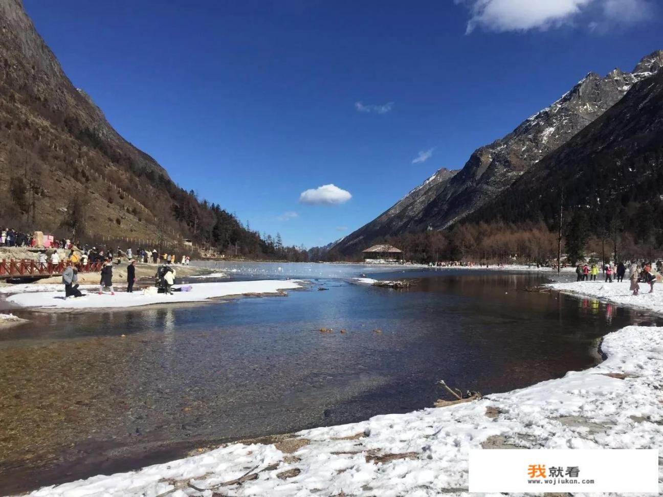 明年七月份北京自驾川西大环线，食宿景点行程如何安排