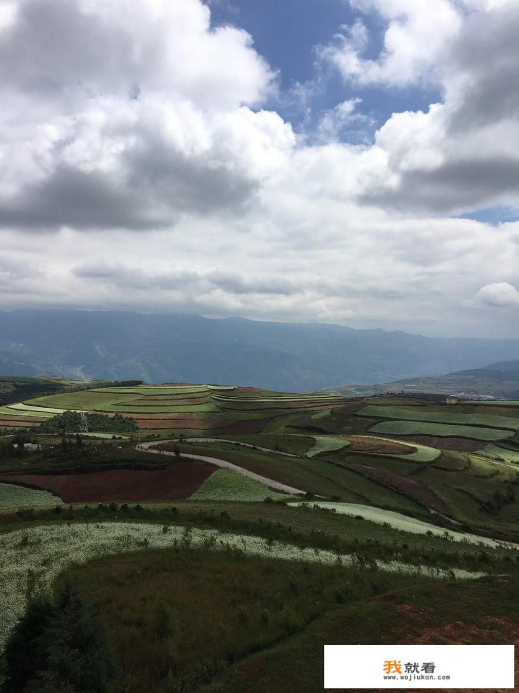 深圳计划九天时间自驾云南，请问当前主要的云南景点和路线怎么安排比较合适