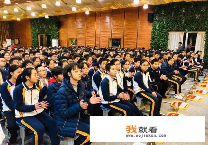 低配置电脑长时间运行高配置网络游戏对电脑有伤害么
