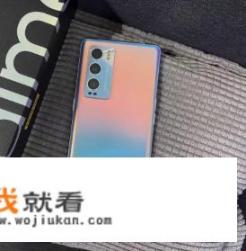 华为，小米，OPPO，VIVO中，上班族预算3000元选哪个品牌更合适