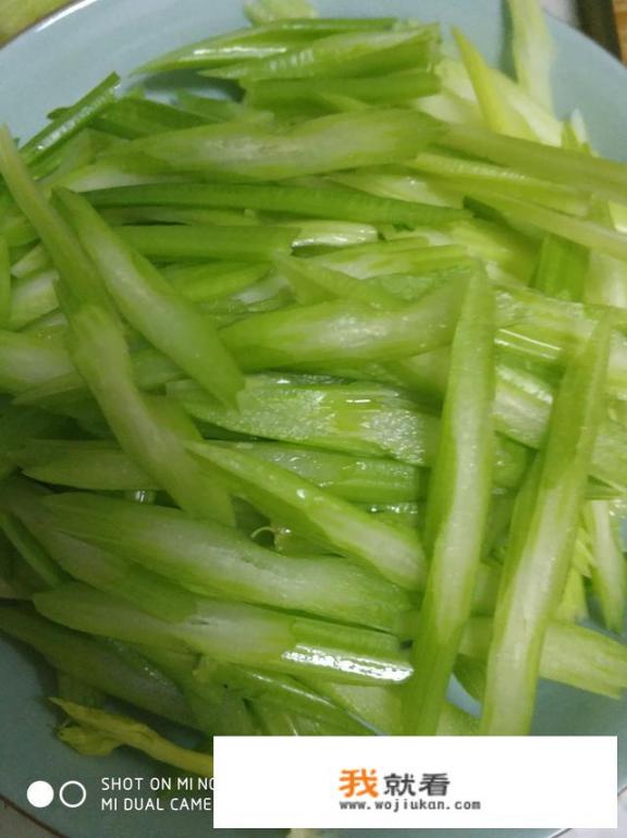 天天买菜却不知道吃什么？有没有简单的家常菜谱借来参考呀？