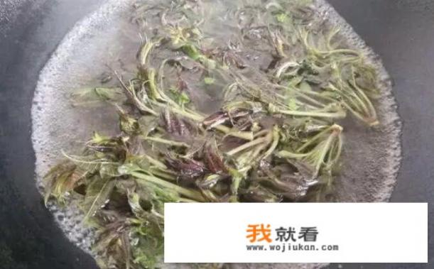 炸香椿芽调面糊怎么不回软？