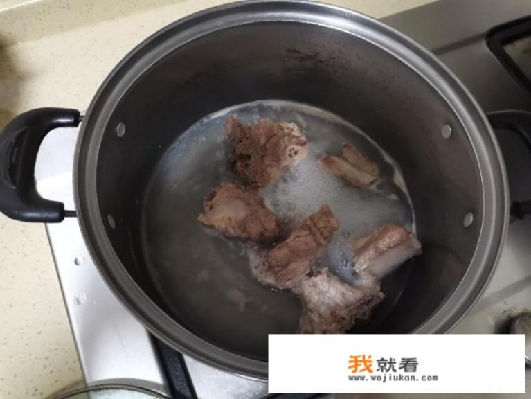 怎么炖排骨冬瓜汤好吃？