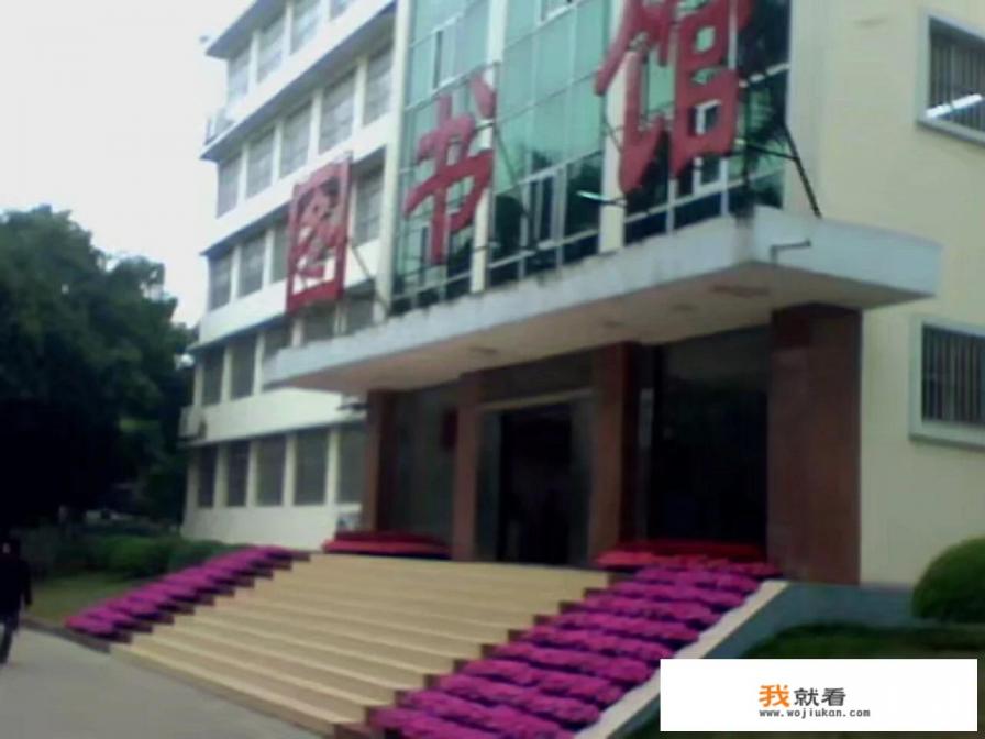 大学生成长承诺短句？