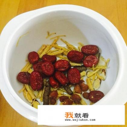 乌鸡怎么炖有营养？