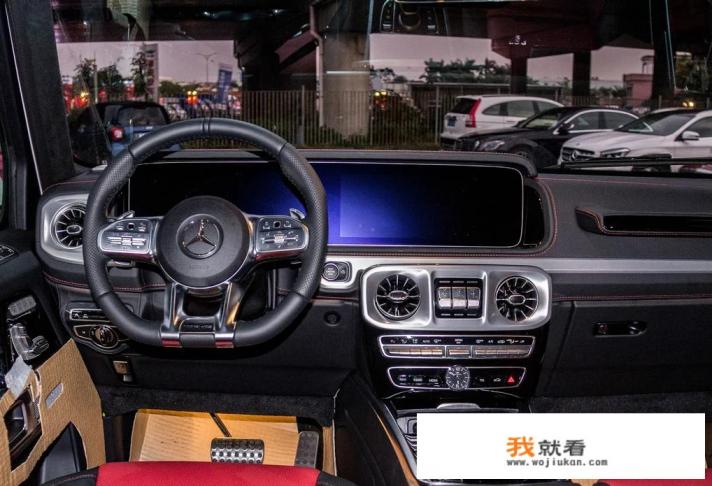 g63奔驰2021款4S店落地多少钱？
