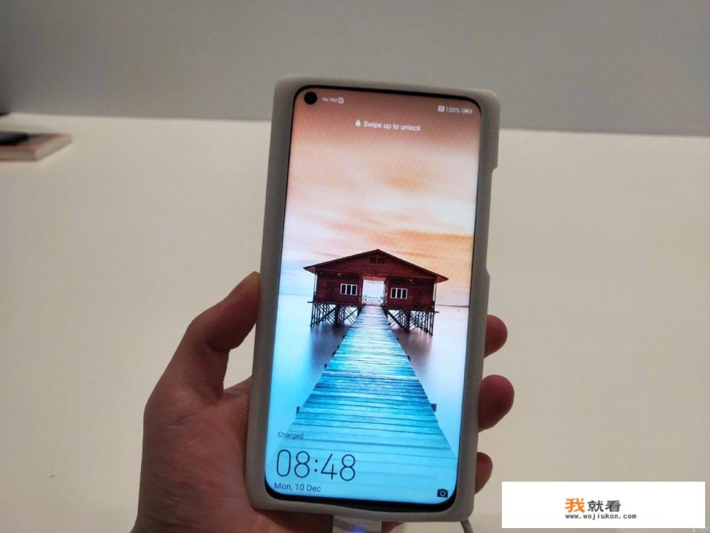 华为v20和p30，荣耀11和nove4中哪款手机值得购买？