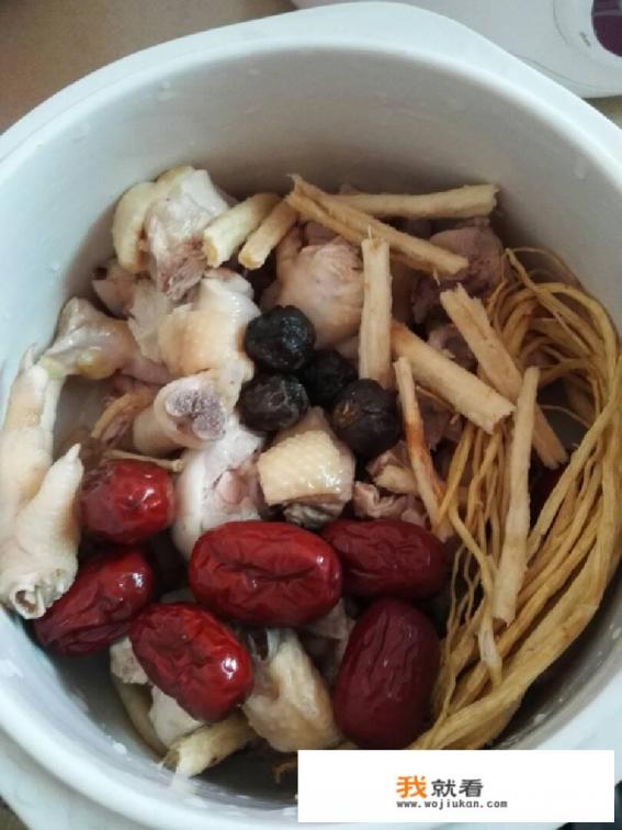 药膳鸡正宗做法？