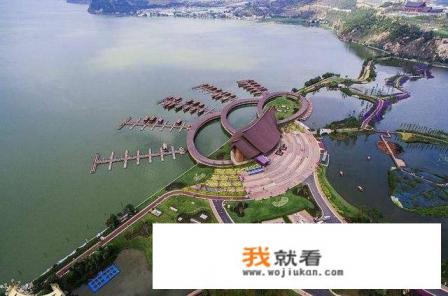 到云南旅游穿什么衣服拍照好看？