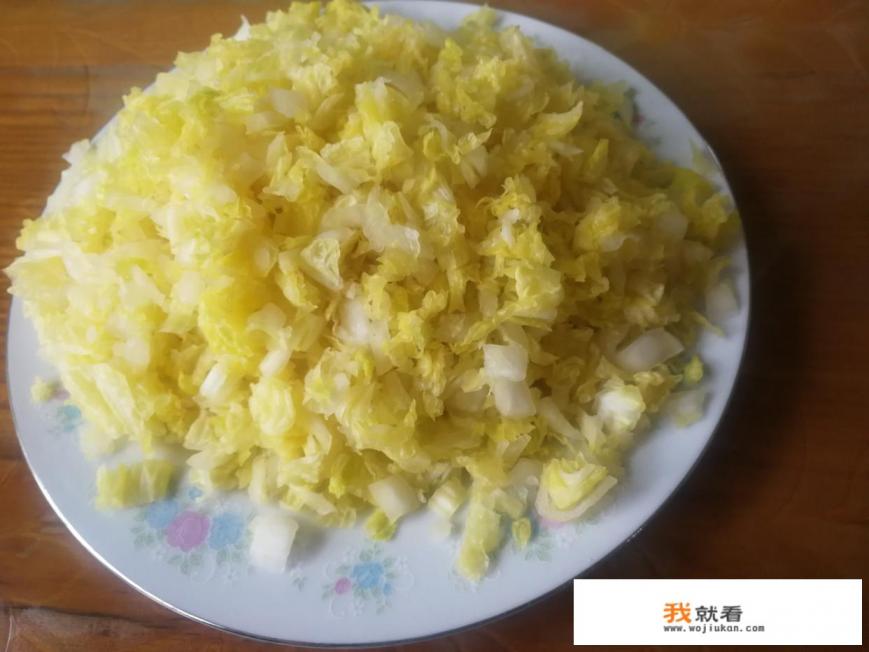 猪肉白菜饺子馅怎么调？