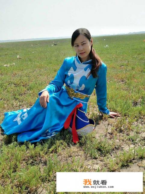 张北草原拍照穿什么衣服最好看？