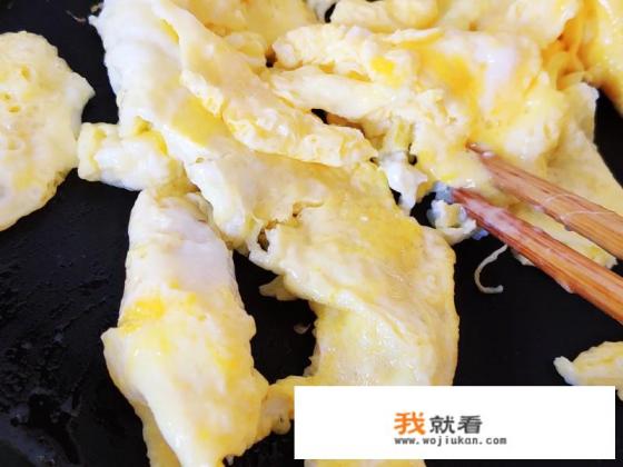 甘蓝炒粉条的做法家常？