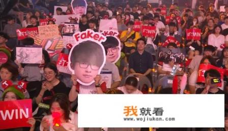 诛仙里宠物最终变形为饕餮的是丛林山猪还是新出的那三彩妖猪啊？