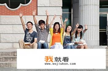 模拟人生3超级电脑中照管怎么用，一加速完成动作人就卡住不动，画面环境还有人头上的水晶都能动，有人说？