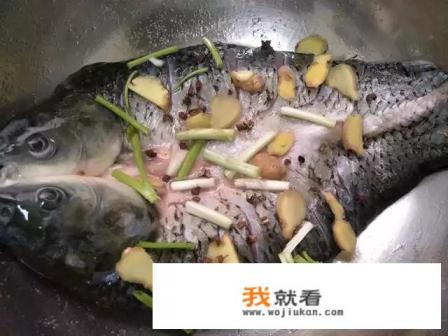 超简单家庭烤鱼（无烤箱版）怎么做？