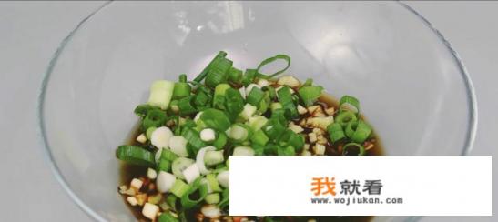 正宗凉拌皮蛋做法？