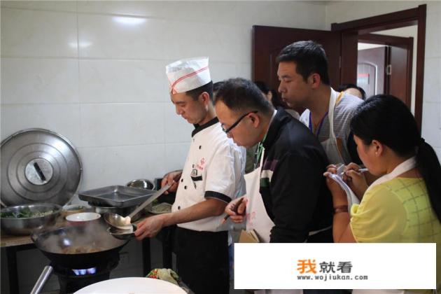 运城卫氏大盘鸡的做法？