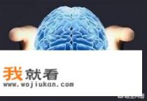 求主角玩游戏（虚拟游戏），能把游戏中的力量（属性）带回现实身体里的小说？