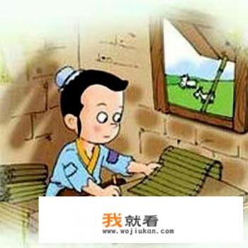 专心的看书还是专心地看书？