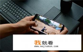 玩网络游戏老闪退是怎么回事？