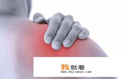 男人光膀子录小视频上传到网上，是不是不文明的表现，你怎么看？