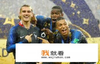 至今，一年内同时获得世界杯冠军、洲际冠军、联赛冠军的球员有哪些？