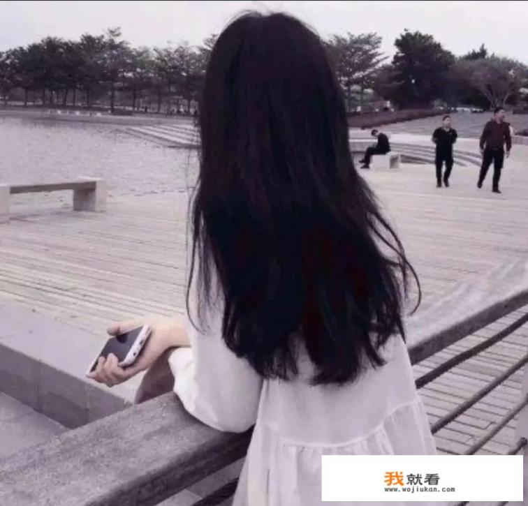 主角残暴黑暗冷血的后宫小说？