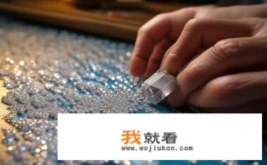 如何制作钻石十字绣？如何精细雕刻出精致的钻石十字绣作品?