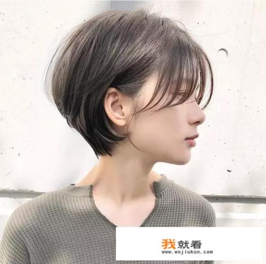 烫发最流行的颜色有哪些？