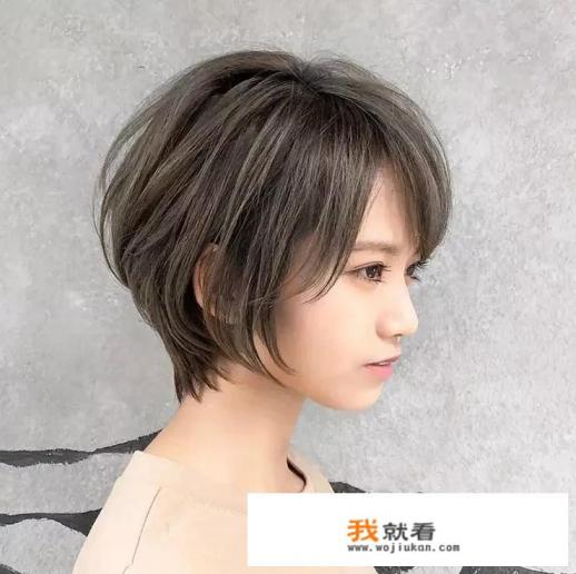 烫发最流行的颜色有哪些？