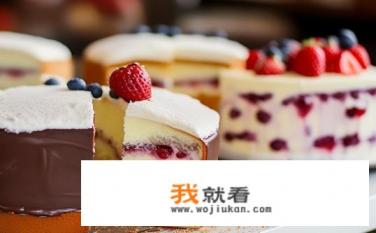 一般蛋糕店的蛋糕里夹心放什么？蛋糕店常见夹心材料及其种类，为什么它们常常被选择作为蛋糕中的填充物?