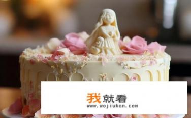 母亲节蛋糕的文案？怎样制作一款创意母亲节蛋糕，展现深爱与感恩之情呢？