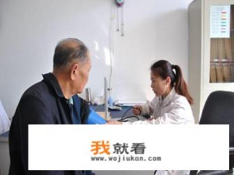驾照换证体检能找人代吗？