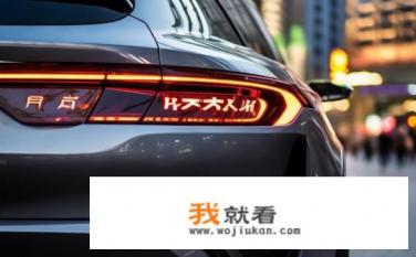 北京现代越野车尾部有英文字母的是那款车型？北京现代哪款SUV尾部带有英文字母标识？