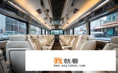 丰田考斯特详细介绍？丰田考斯特内部构造、内饰设计与舒适度详解