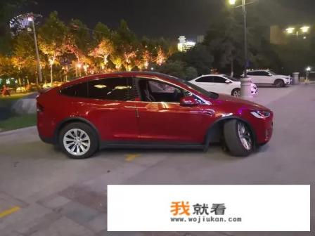 2021年10月产的宝马5系新能源？