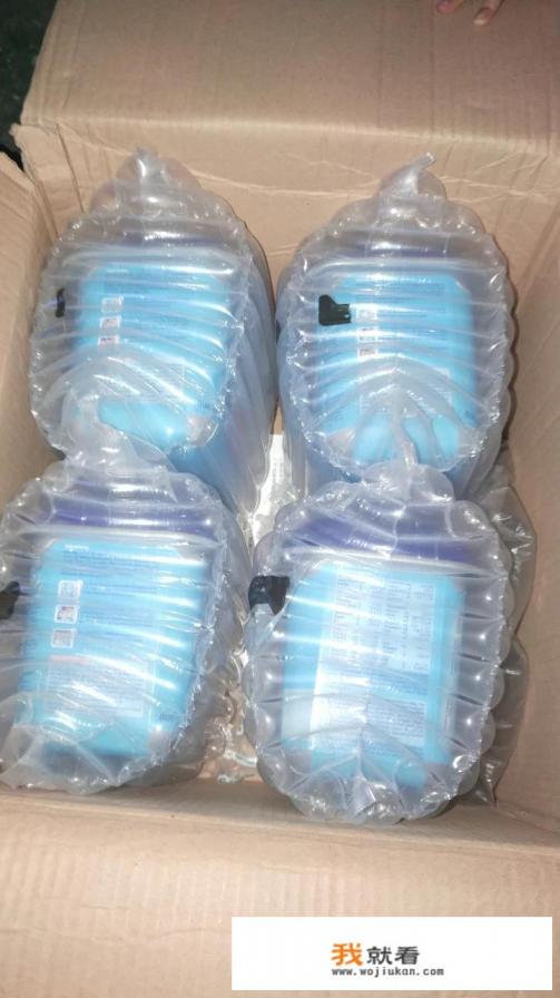 爱他美黑钻奇迹蓝罐白罐绿罐区别？