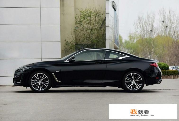 宝马425i双门轿跑2023款配置？
